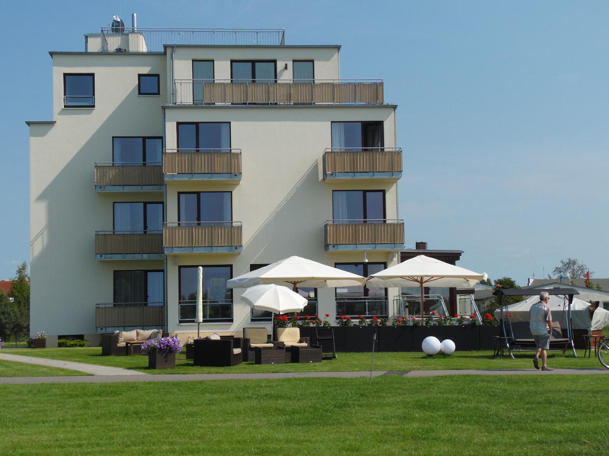 Hotel Warnow Rostock Exterior foto